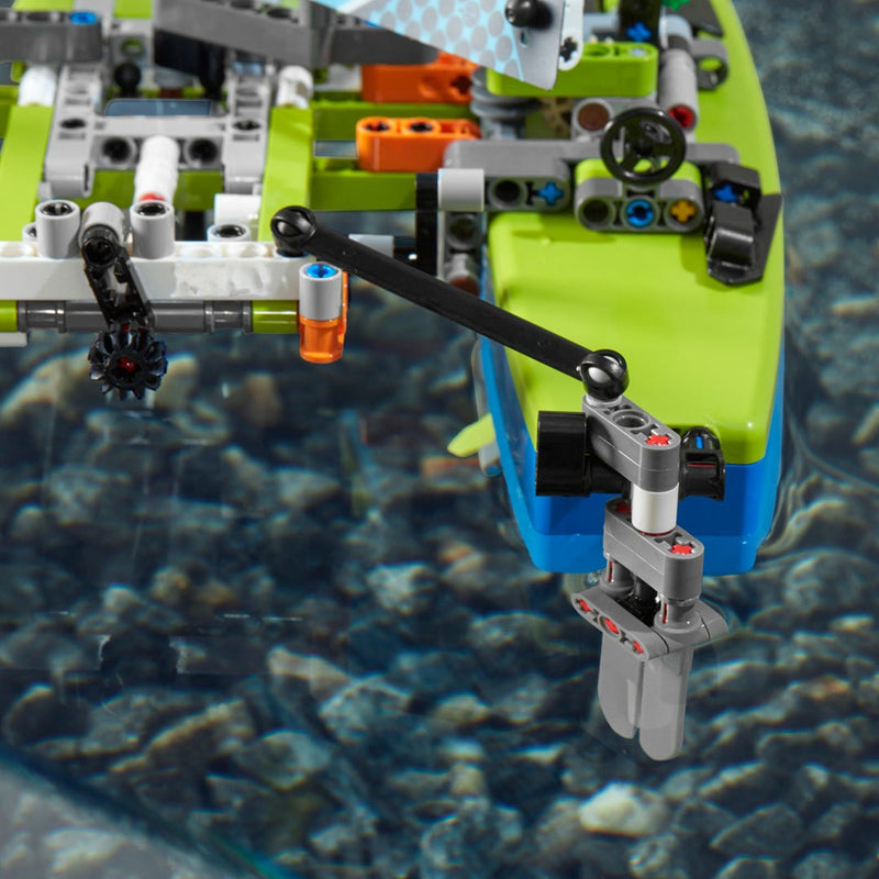 LEGO Catamaran Technic