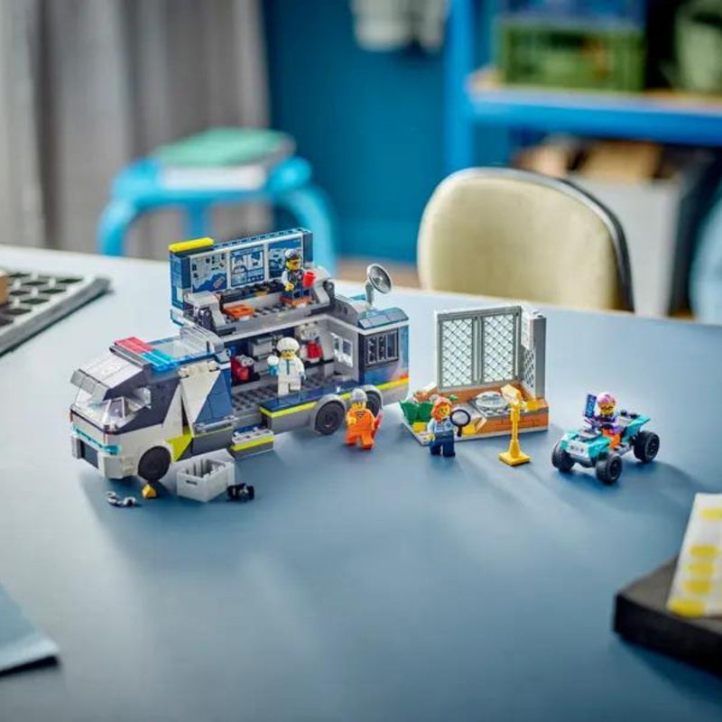 LEGO Police Mobile Crime Lab Truck City