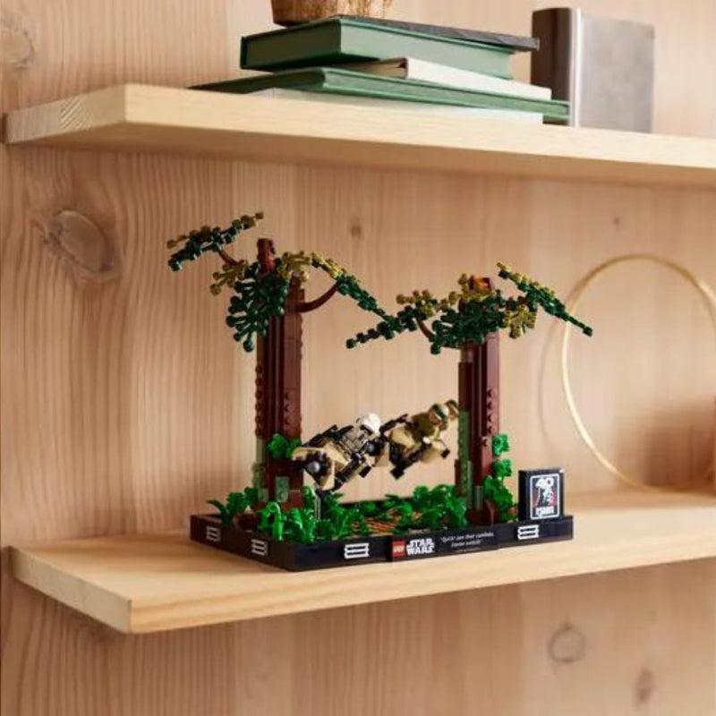 LEGO Endor Speeder Chase Diorama Star Wars