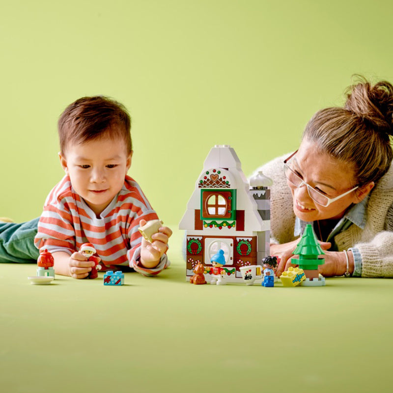 LEGO Santa's Gingerbread House Duplo