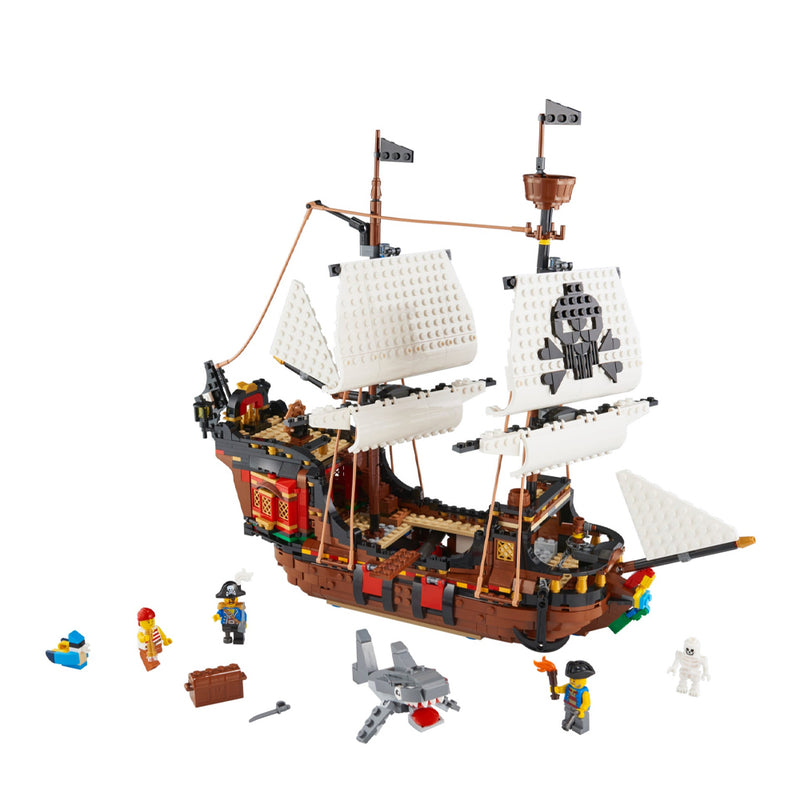 LEGO Pirate Ship Creator