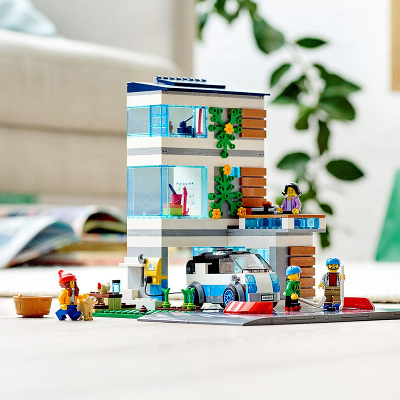 LEGO Family House City